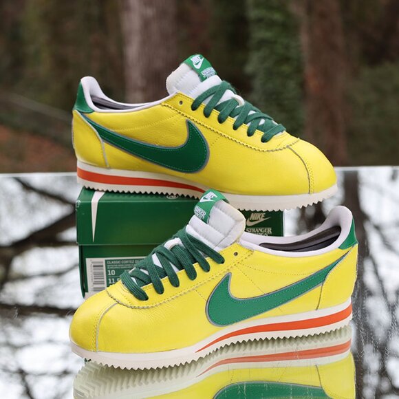 Nike Cortez Stranger Things Hawkins High School - Picture 9 of 16